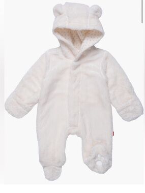 NWOT Magnetic Me Fleece Pram